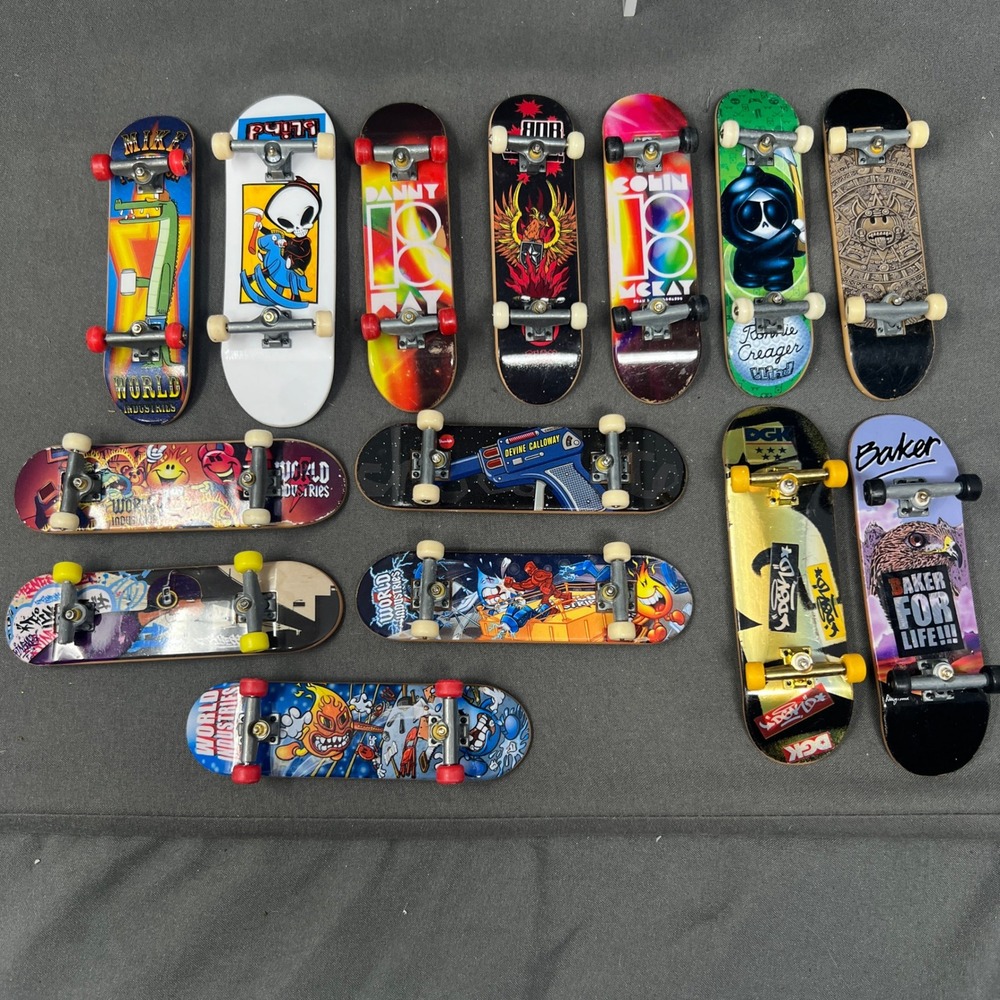 Tech Deck Fingerboard Skateboard Lot 14 Pc Multicolor Mini Toys